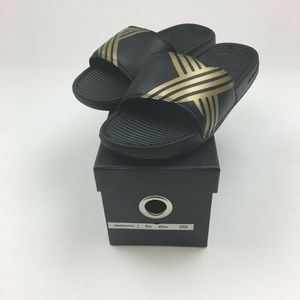 SANDALBOYZ CORE COLLECTION 01 SLIDES SET OF 2